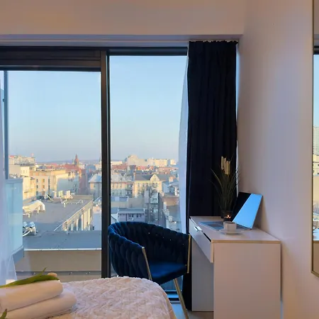 Urban Global Premium - 8th Floor No 16 - Air Condition - Free Garage * Katowice
